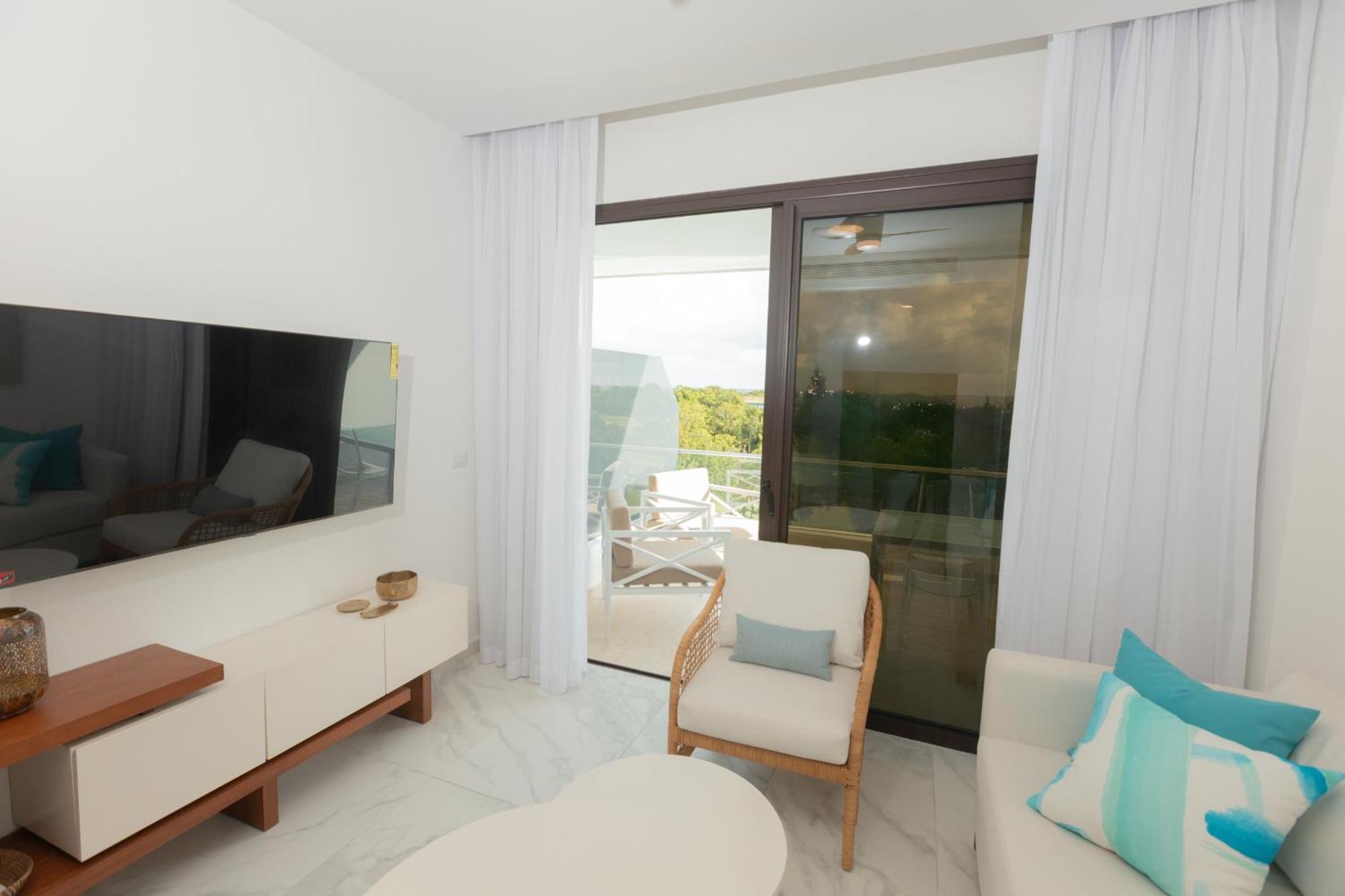 Brand New Caribbean Getaway At Canarock! Apartment *